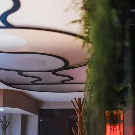 De La Loze Hotel 4*