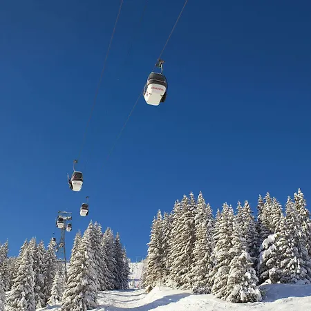 Hotel De La Loze 4*