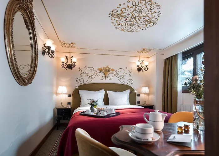 De La Loze Hotel 4*