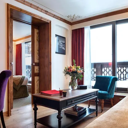 De La Loze Κουρσεβέλ