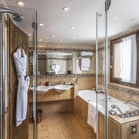 De La Loze Κουρσεβέλ