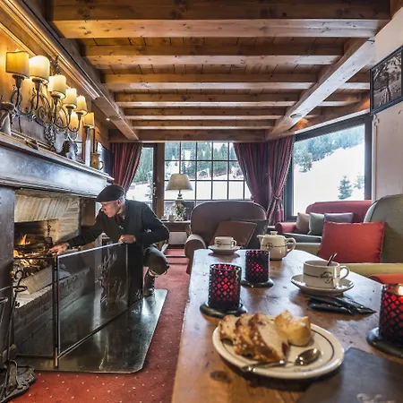 Hotel De La Loze 4*